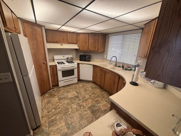 1986 Silvercrest n/a Mobile Home