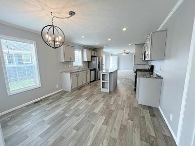 Mobile Home at 5338 Coventry Lot 197 Holly, MI 48442