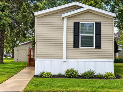 Mobile Home at 6 Birch Dr. Lot B006 Belleville, MI 48111