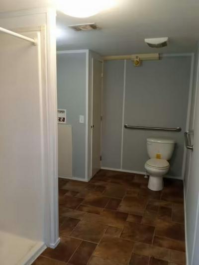 Photo 5 of 8 of home located at 250 Nelle Avenue # 33 Panama City, FL 32404