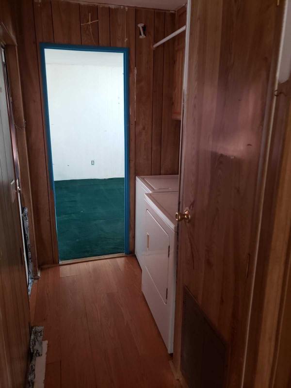 1982 Manufactured Home