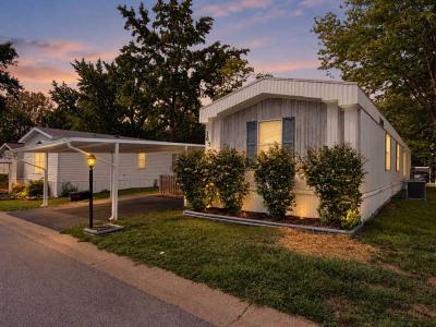 Photo 2 of 11 of home located at 367 Granada Ct Saint Peters, MO 63376