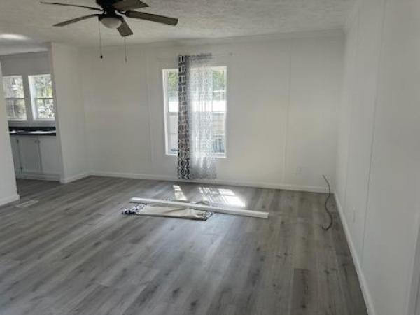 2012 Waverly Mobile Home