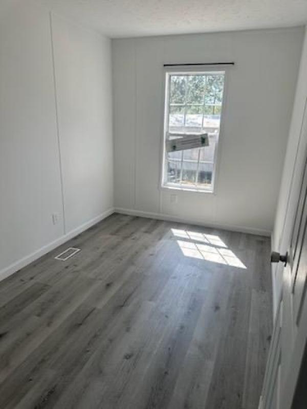 2012 Waverly Mobile Home