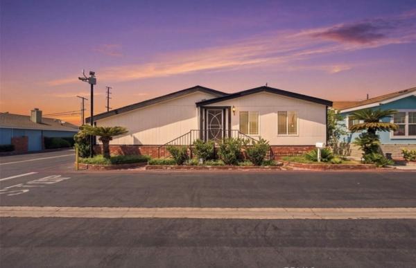 1987 Goldenwest Mobile Home For Sale