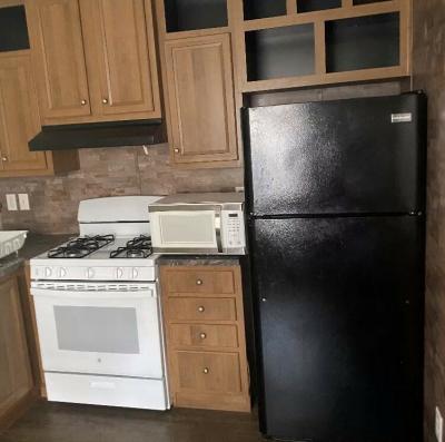 Mobile Home at 215 Colonial Circle Utica, NY 13502
