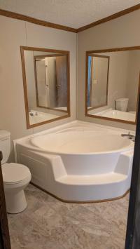 2001 Four Seasons Manufactured Home