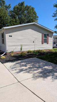 2001 Four Seasons Manufactured Home