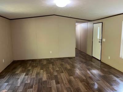 Photo 3 of 10 of home located at 275 Lee Road 864 Notasulga, AL 36866