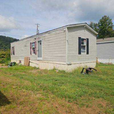 Mobile Home at 1517 Cranbrook Drive Charleston, WV 25311
