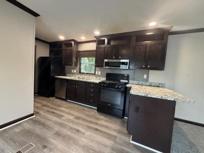 Photo 2 of 9 of home located at 158 Brookside Manor Goshen, IN 46526