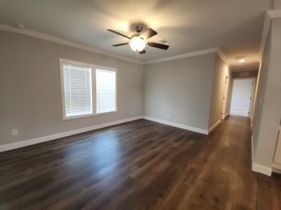 Photo 2 of 10 of home located at 10707 Juan Diego Ct Conroe, TX 77303