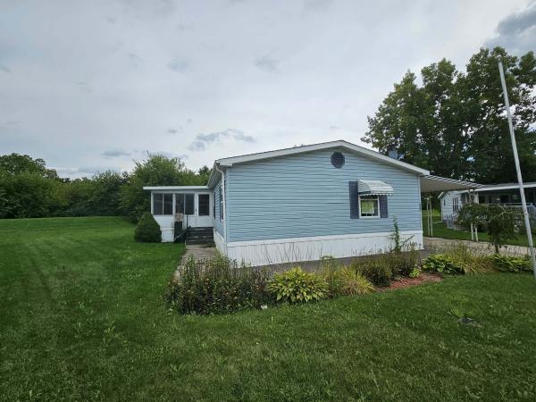 1990 Skyline Silver Springs Mobile Home