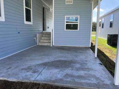 Photo 2 of 20 of home located at 3617 Campari Drive Ellenton, FL 34222