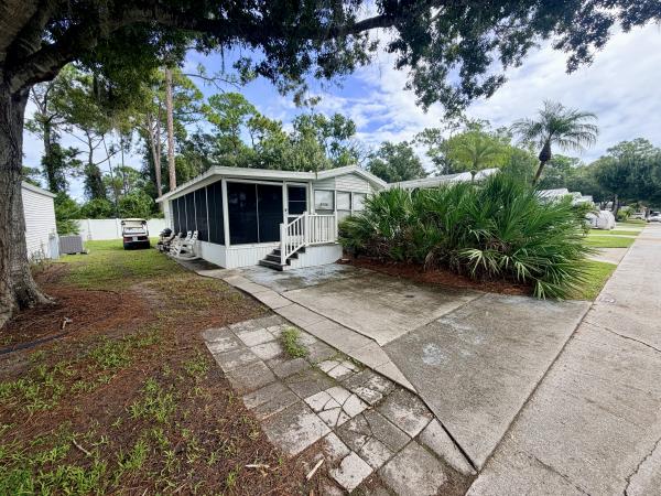 1989  Mobile Home For Sale