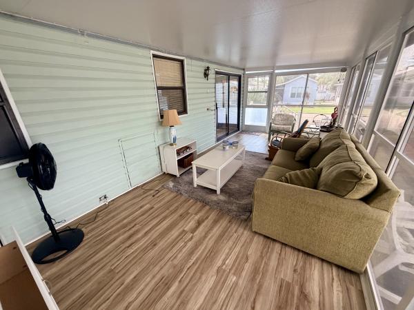 1989 Mobile Home