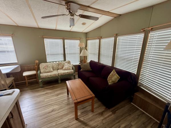 1989 Mobile Home