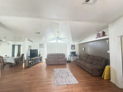 Photo 2 of 15 of home located at 212 Ridgeway Blvd. North Davenport, FL 33897
