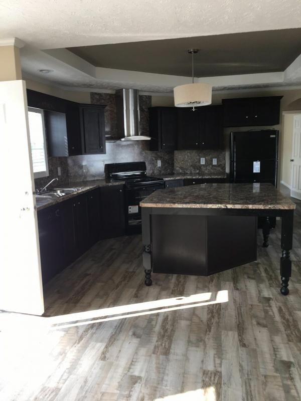 2017 Clayton Homes Inc. Community Series Mobile Home