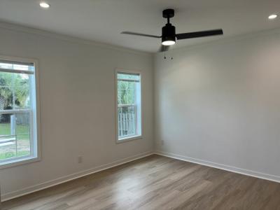 Photo 5 of 17 of home located at 556 Stanleys Cay Vero Beach, FL 32966