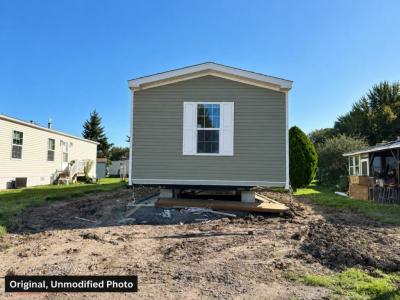 Photo 2 of 10 of home located at 39 Del Ct. W. Lockport, NY 14094
