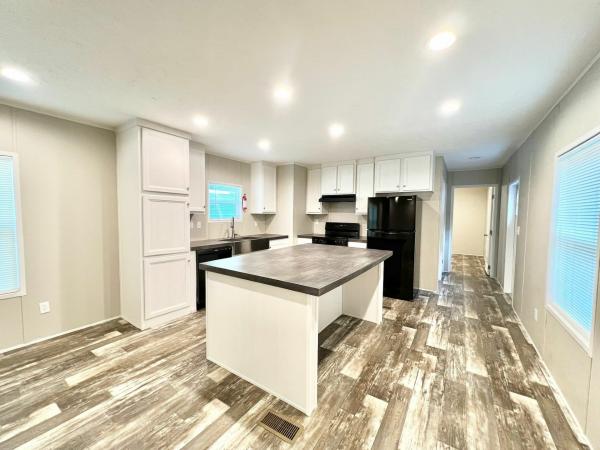 2024 Clayton Homes Inc Mobile Home For Sale