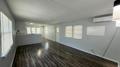 Photo 4 of 8 of home located at 130 S Suncoast Blvd, #M18 Crystal River, FL 34429