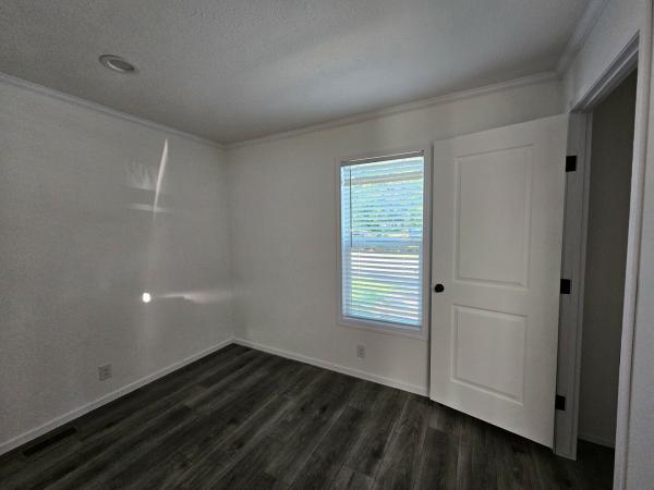 2027 Champion RAP1456H21023 Mobile Home