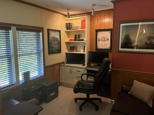 1989 Victorian TV8014CKU2 Mobile Home