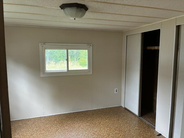 1975 Beaumont 82724H Mobile Home