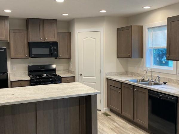 2023 Clayton Mobile Home For Sale