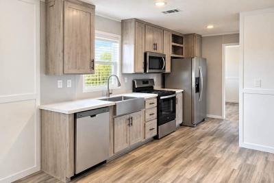 Photo 3 of 11 of home located at 108 Middle Loop Rd New Braunfels, TX 78130