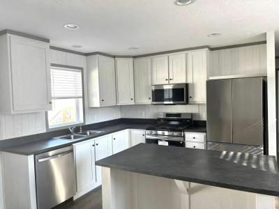 Mobile Home at 214 Coventry Lot 72 Fenton, MO 63026