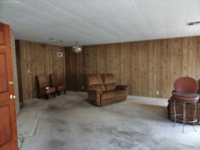 Photo 3 of 12 of home located at 7112 Pan American Fwy NE #121 Albuquerque, NM 87109