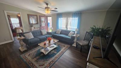Photo 5 of 40 of home located at 13553 Pear St Carleton, MI 48117