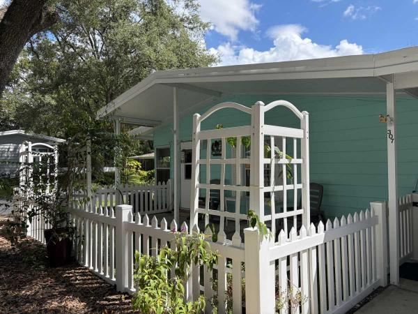 1988  Mobile Home For Sale
