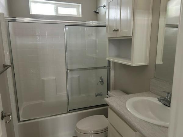 2019 Champion CT-2410 Manufactured Home