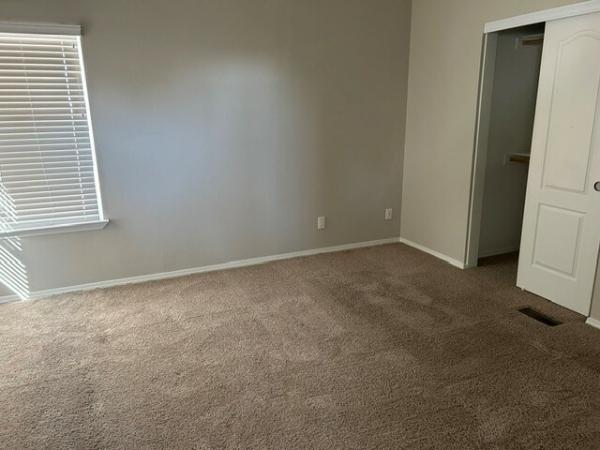 2019 Champion CT-2410 Manufactured Home