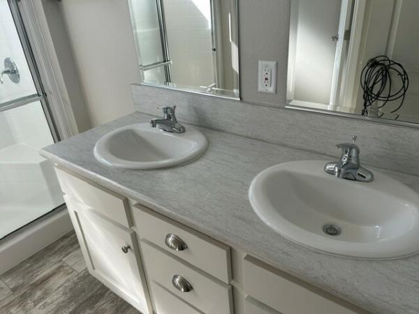 2019 Champion CT-2410 Manufactured Home