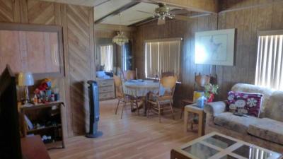 Photo 5 of 27 of home located at 2701 E Utopia Rd #34 Phoenix, AZ 85050