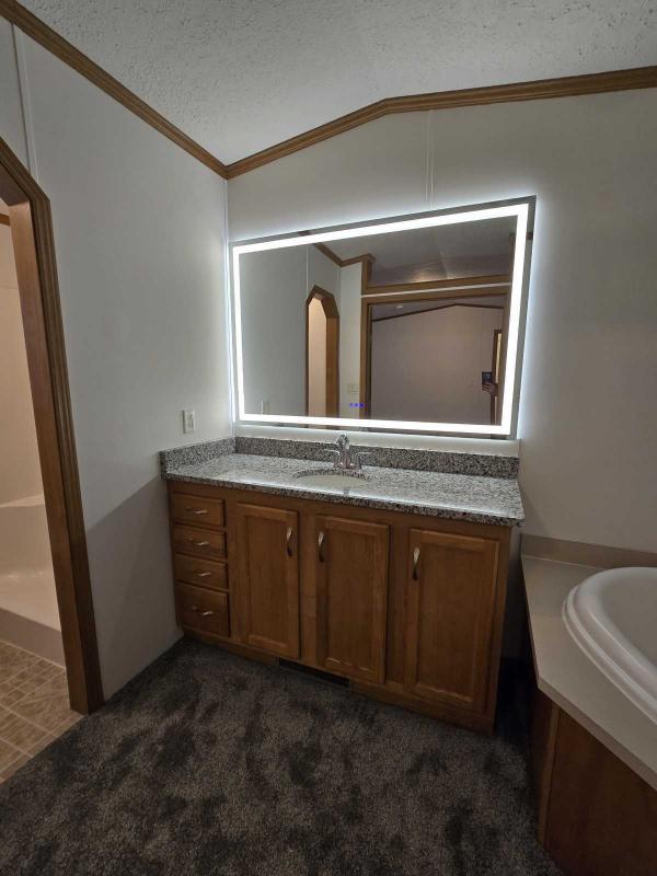 2005 Schult Manor Hill Mobile Home