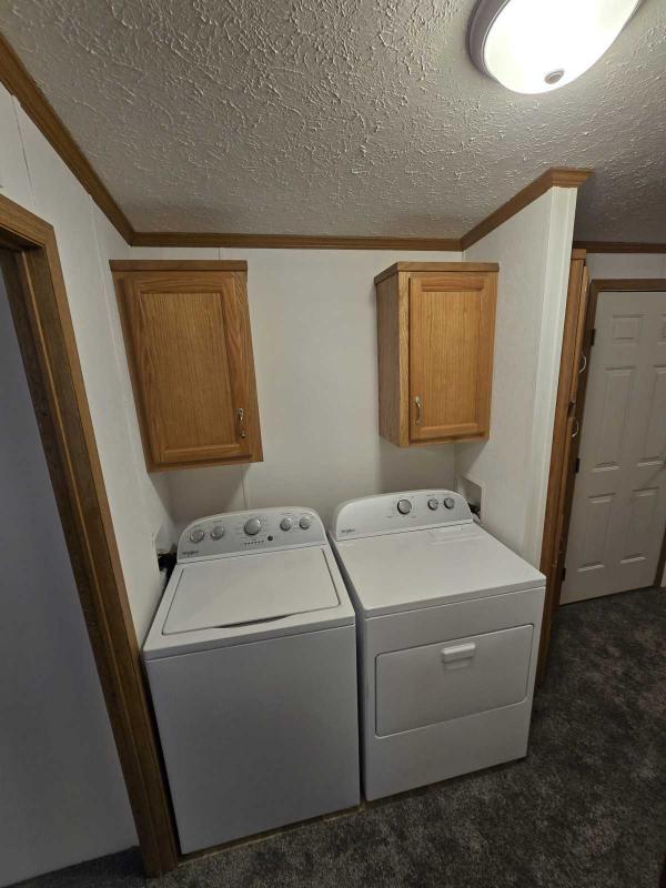 2005 Schult Manor Hill Mobile Home