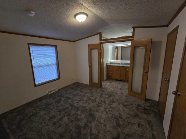 2005 Schult Manor Hill Mobile Home