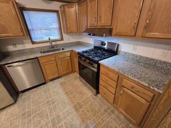 2005 Schult Manor Hill Mobile Home