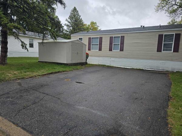 2005 Schult Manor Hill Mobile Home