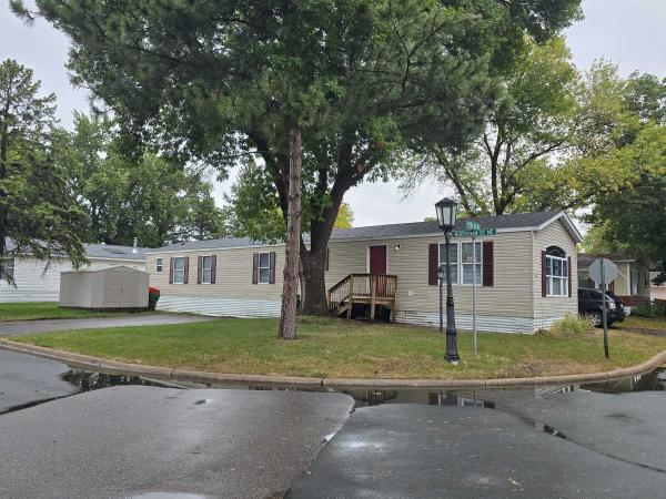 2005 Schult Manor Hill Mobile Home