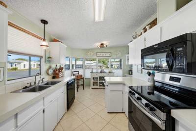 Mobile Home at 1046 SE Nature Coast Lane Crystal River, FL 34429