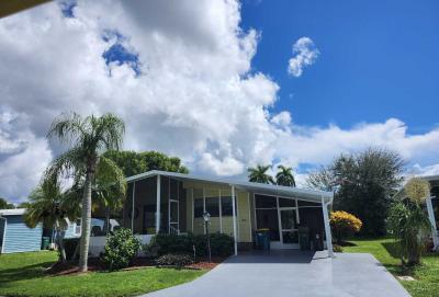 Mobile Home at 1684 Gulf Coast Dr Naples, FL 34110