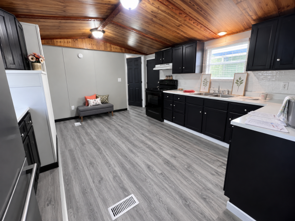 1984  Mobile Home For Sale