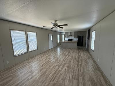 Photo 4 of 26 of home located at 7500 Paradise Road Lot 183 San Antonio, TX 78244